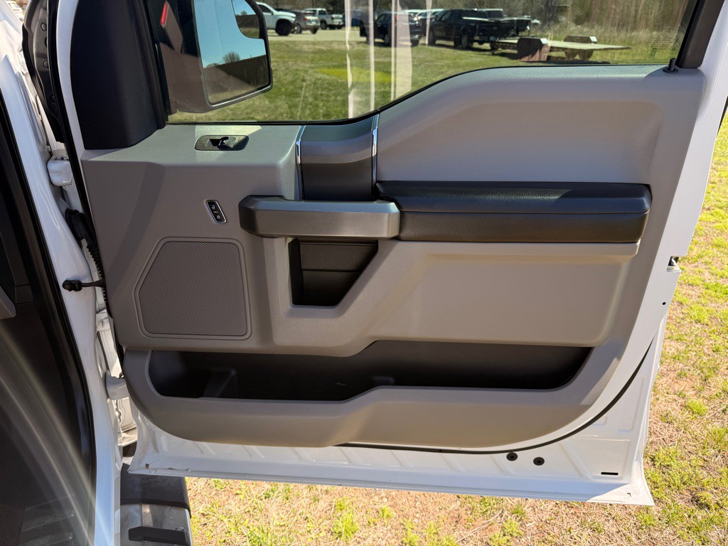 2017 Ford F-150 Image 18
