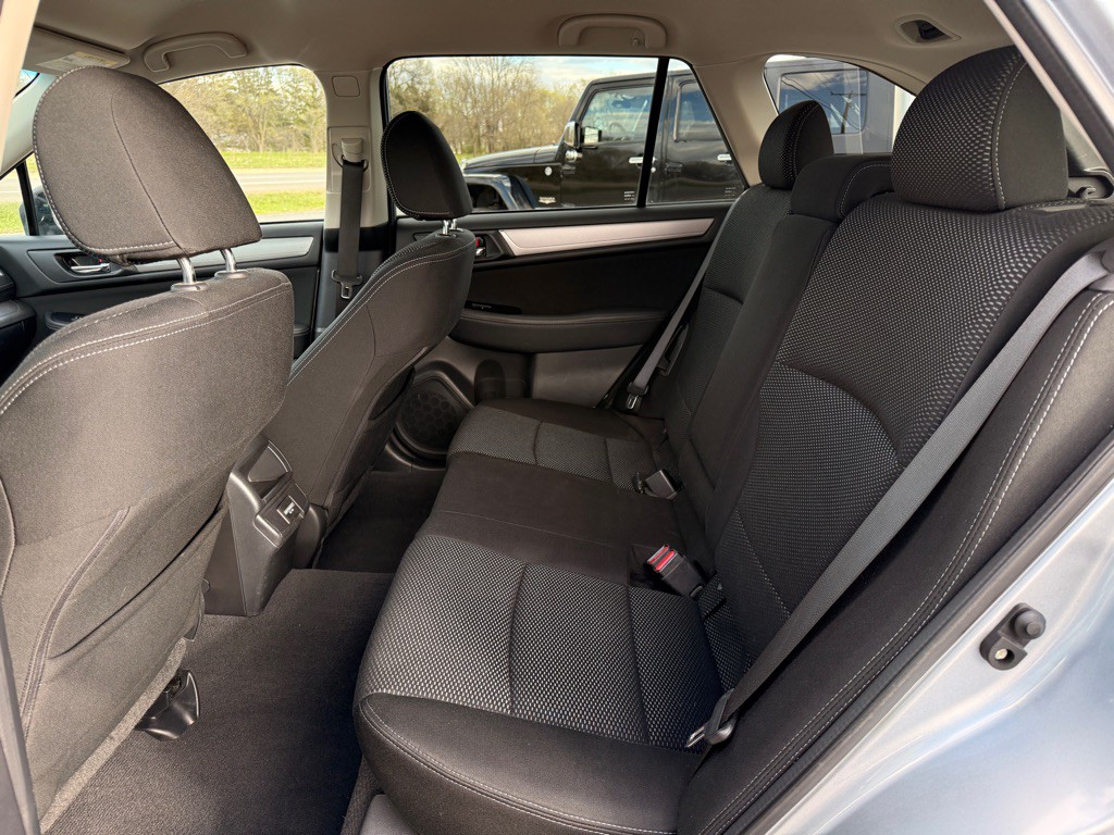 2018 Subaru Outback Image 12