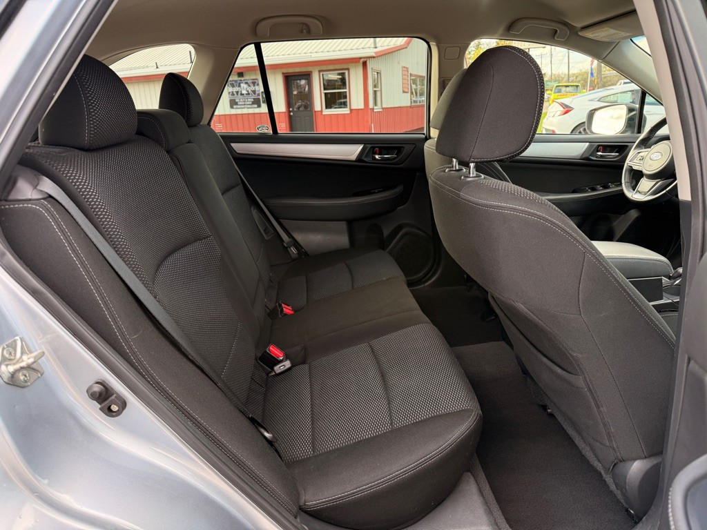 2018 Subaru Outback Image 15