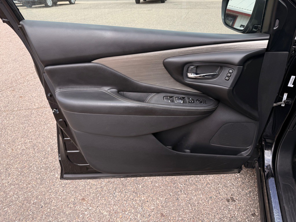 2018 Nissan Murano Image 12
