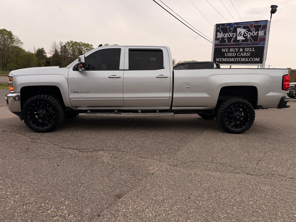2015 Chevrolet Silverado 1500 Image 8