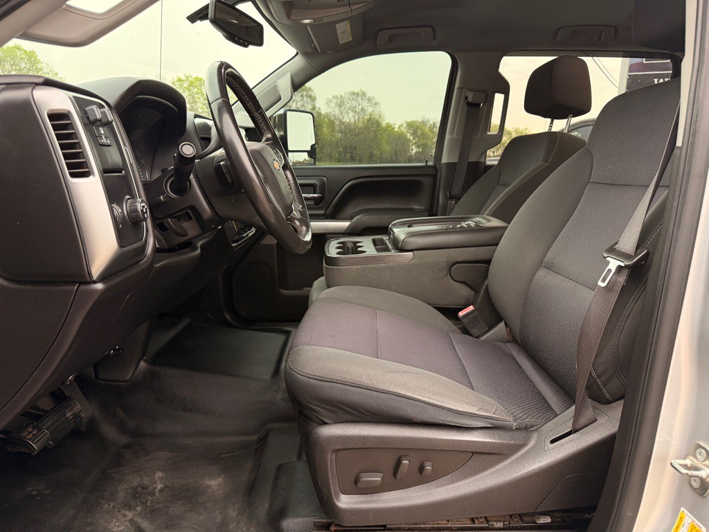 2015 Chevrolet Silverado 1500 Image 10
