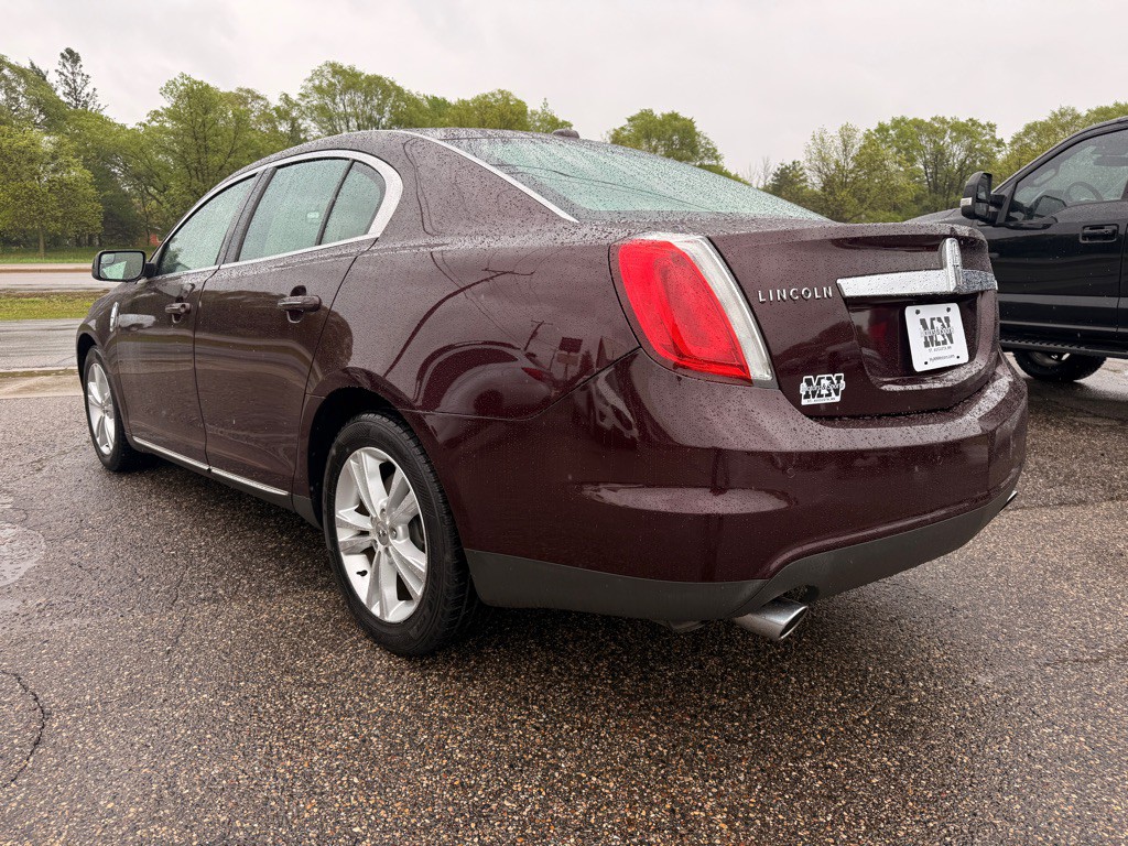 2011 Lincoln MKS Image 7