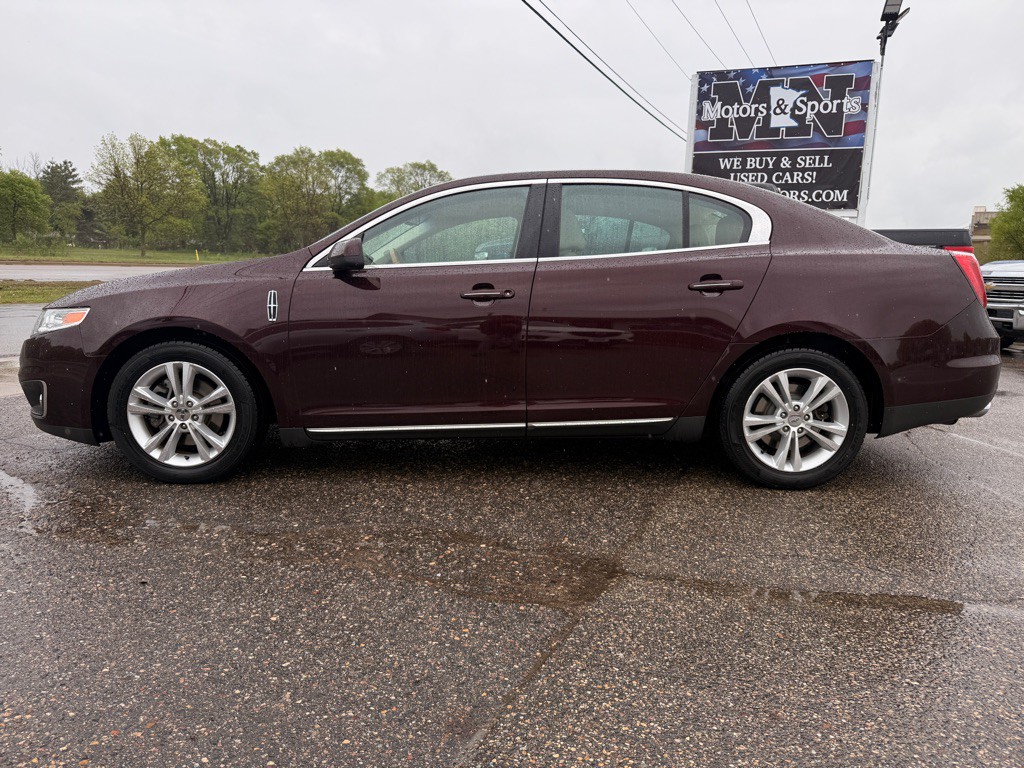 2011 Lincoln MKS Image 8