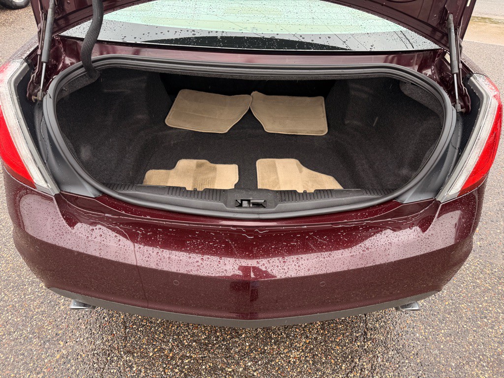 2011 Lincoln MKS Image 14
