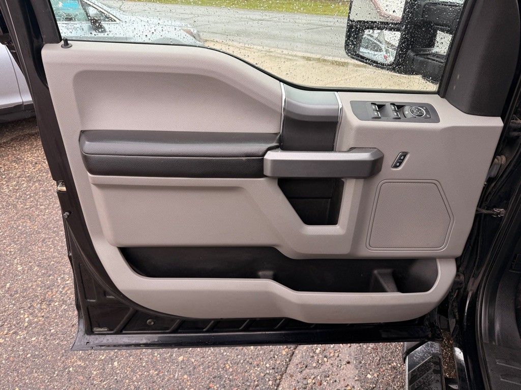 2016 Ford F-150 Image 11