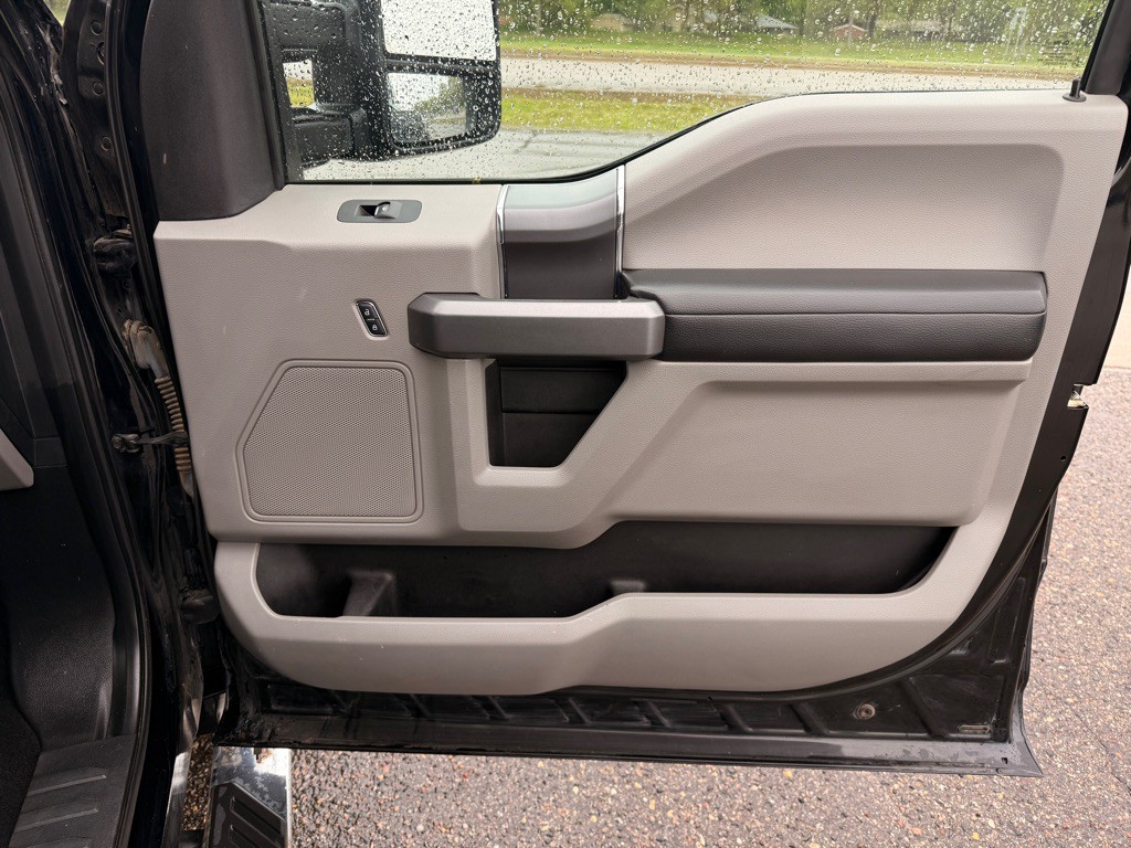 2016 Ford F-150 Image 19