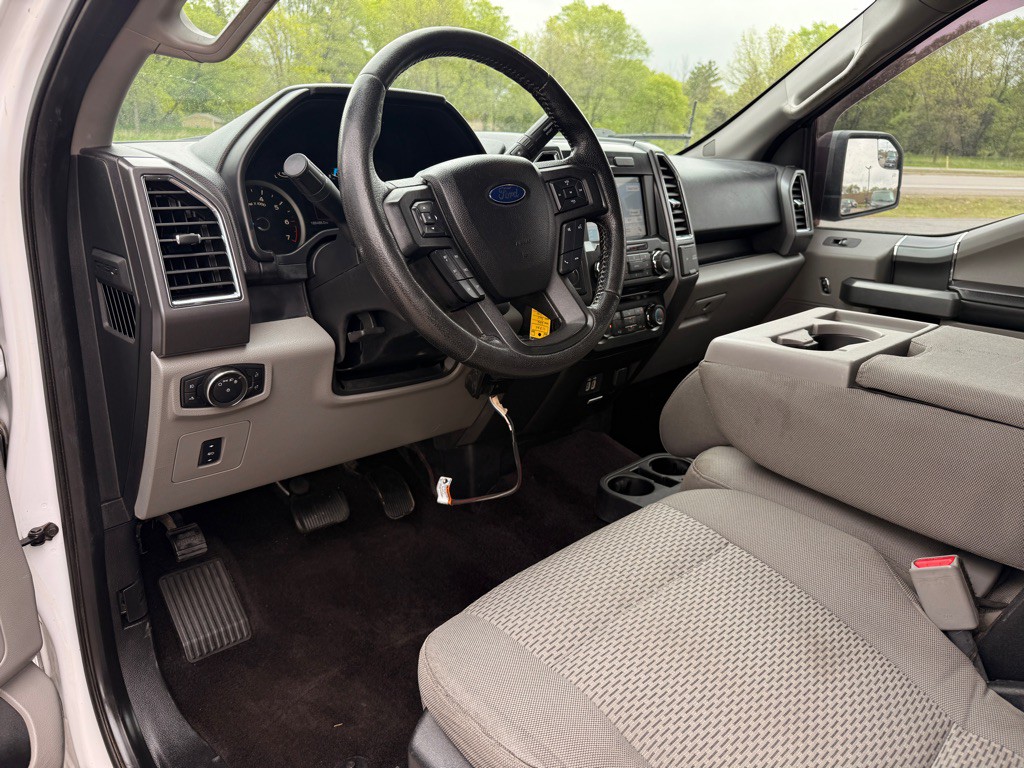 2016 Ford F-150 Image 9