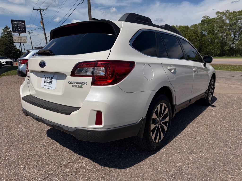 2017 Subaru Outback Image 5