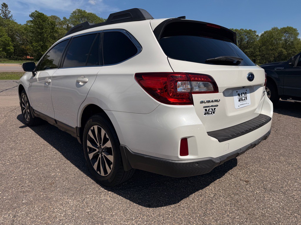 2017 Subaru Outback Image 7