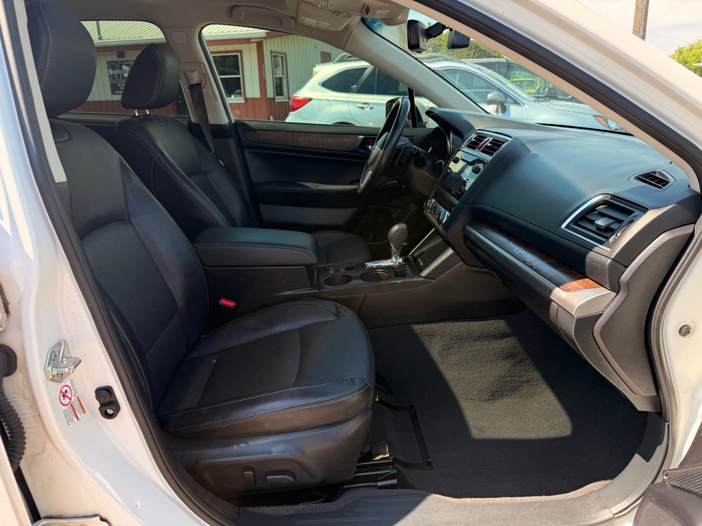 2017 Subaru Outback Image 18