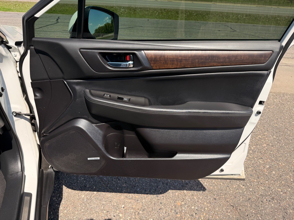 2017 Subaru Outback Image 20