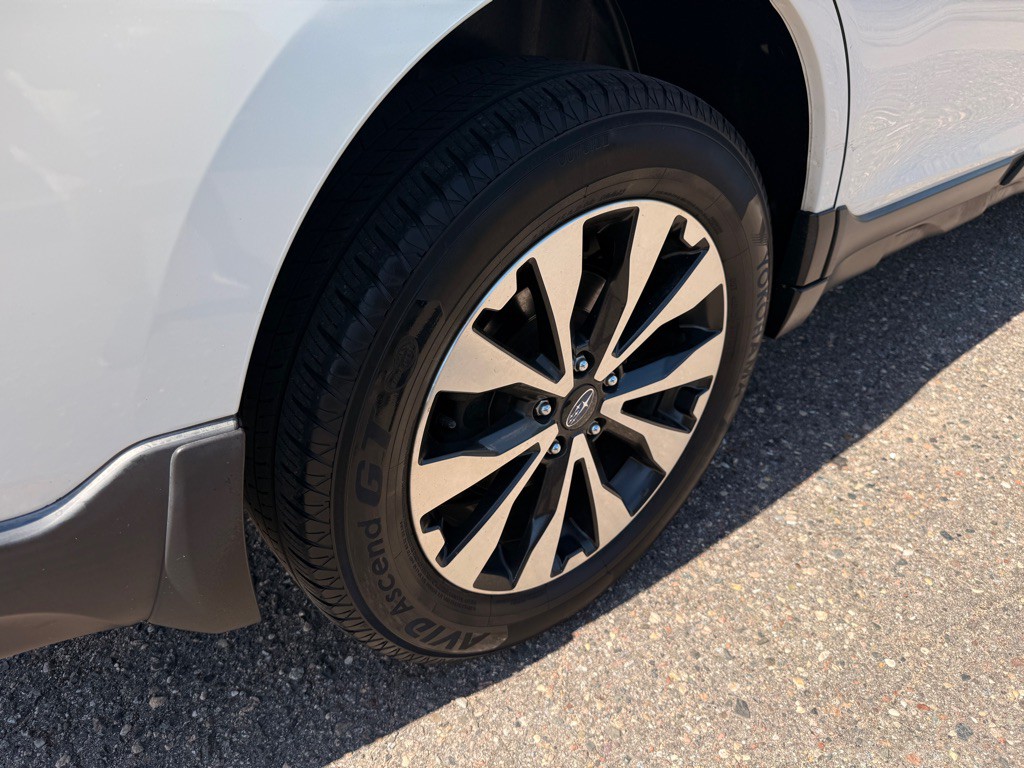2017 Subaru Outback Image 32