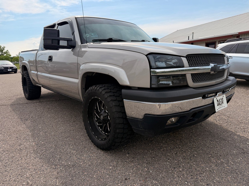2005 Chevrolet Silverado 1500 Image 3