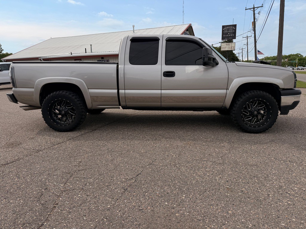 2005 Chevrolet Silverado 1500 Image 4