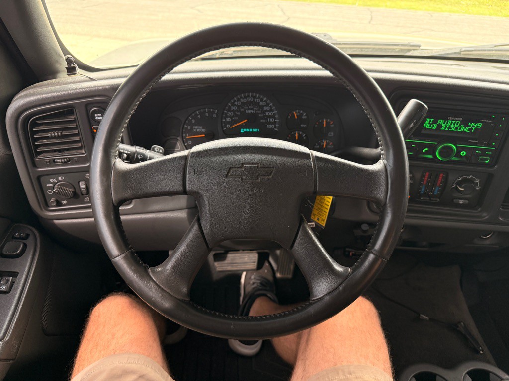 2005 Chevrolet Silverado 1500 Image 20
