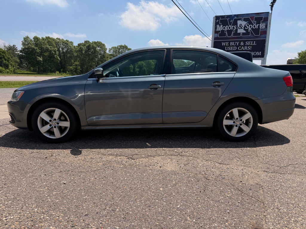 2013 Volkswagen Jetta Image 8