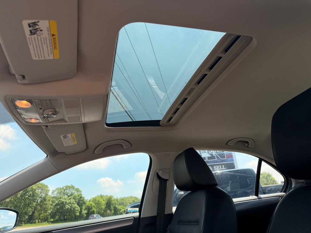 2013 Volkswagen Jetta Image 11