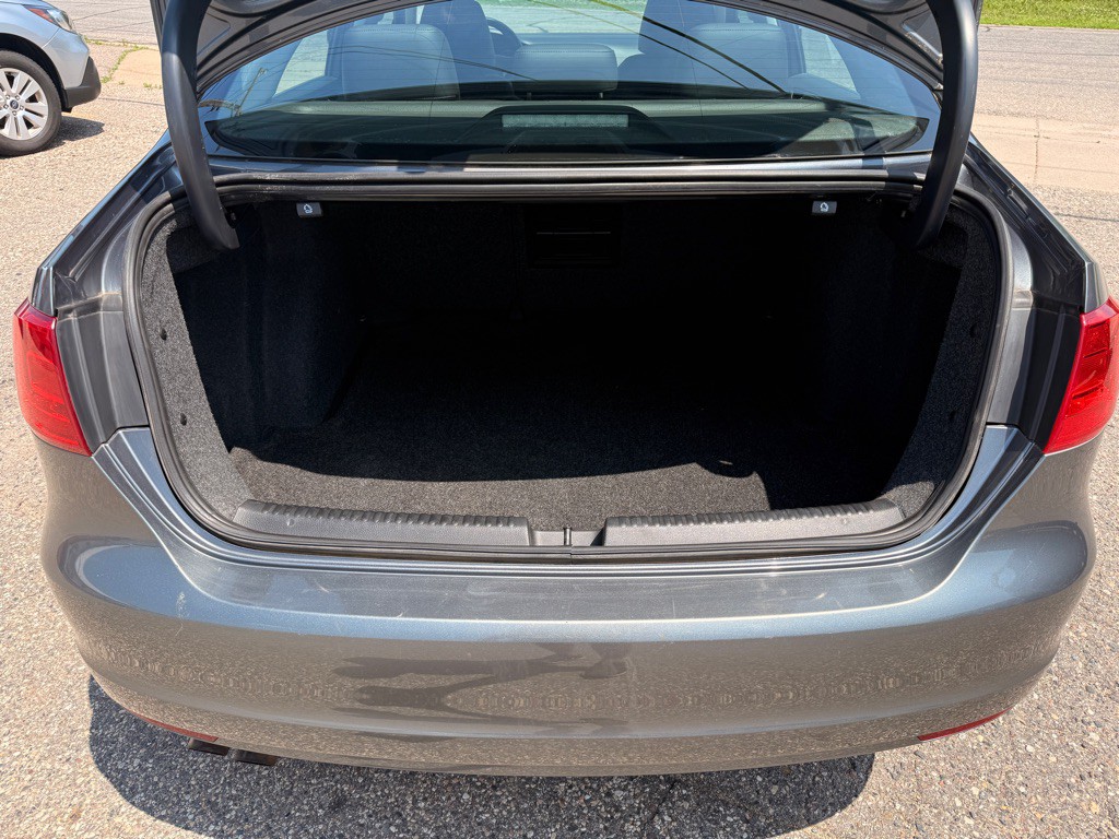 2013 Volkswagen Jetta Image 14