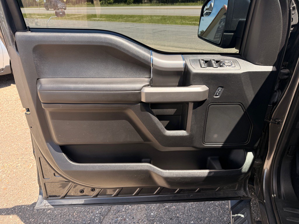 2017 Ford F-150 Image 11