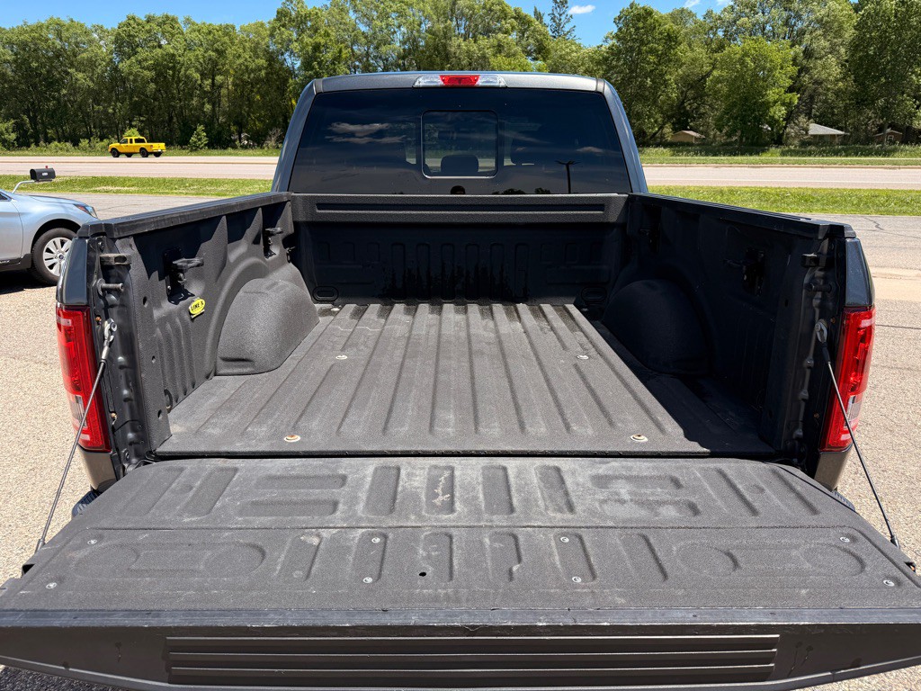 2017 Ford F-150 Image 13