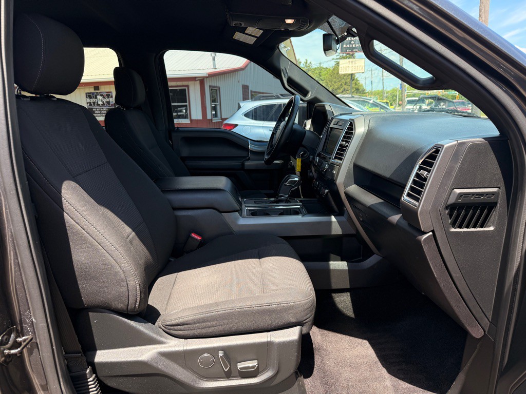 2017 Ford F-150 Image 16