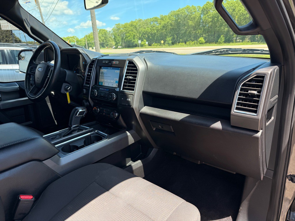 2017 Ford F-150 Image 17