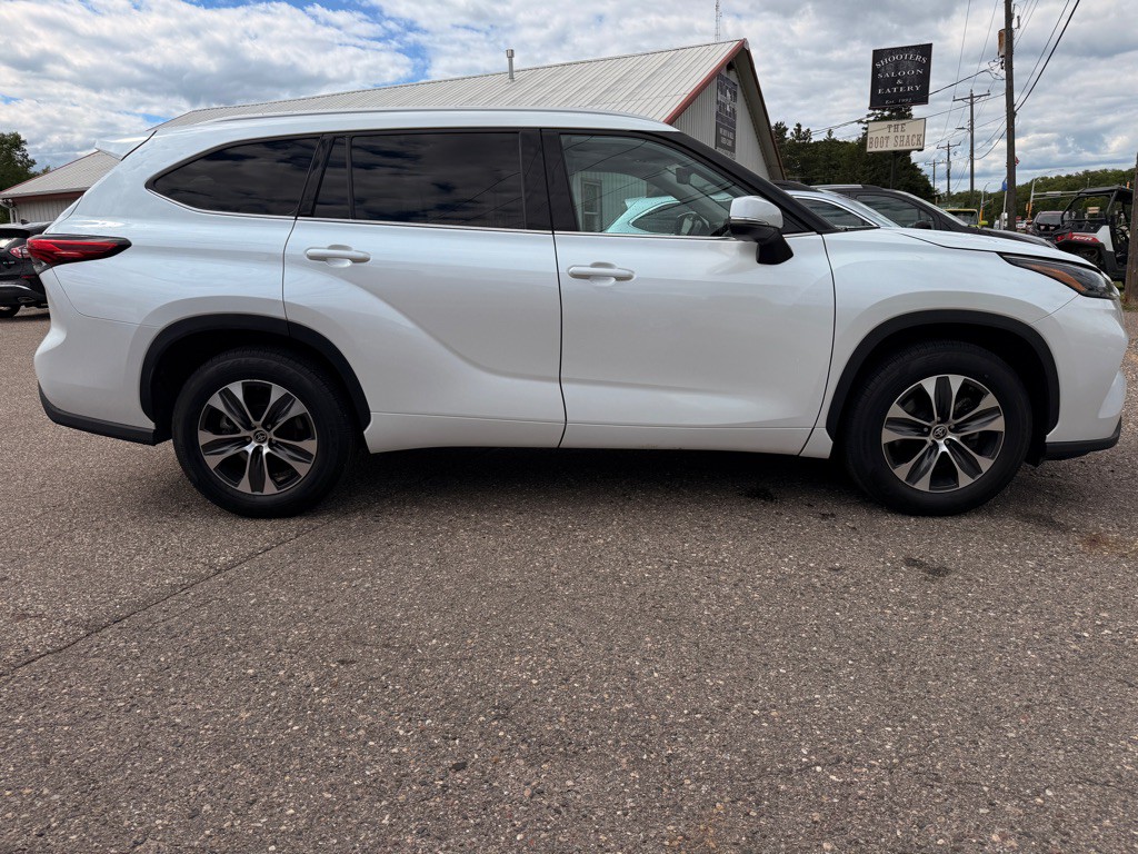 2022 Toyota Highlander Image 4