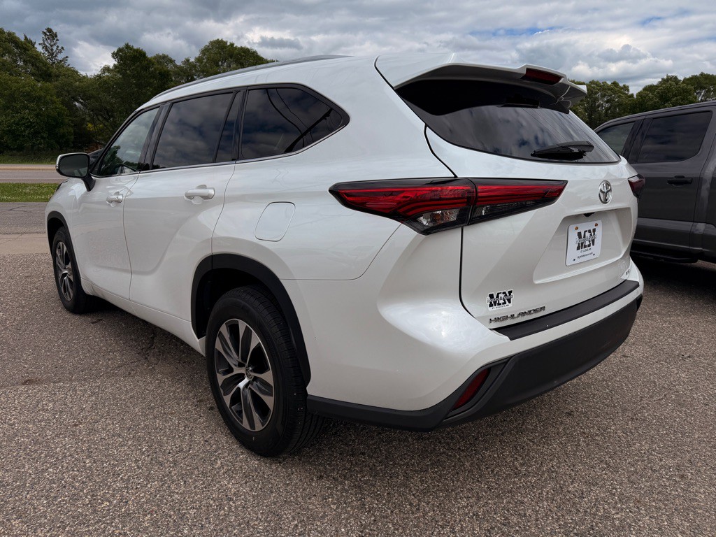 2022 Toyota Highlander Image 7