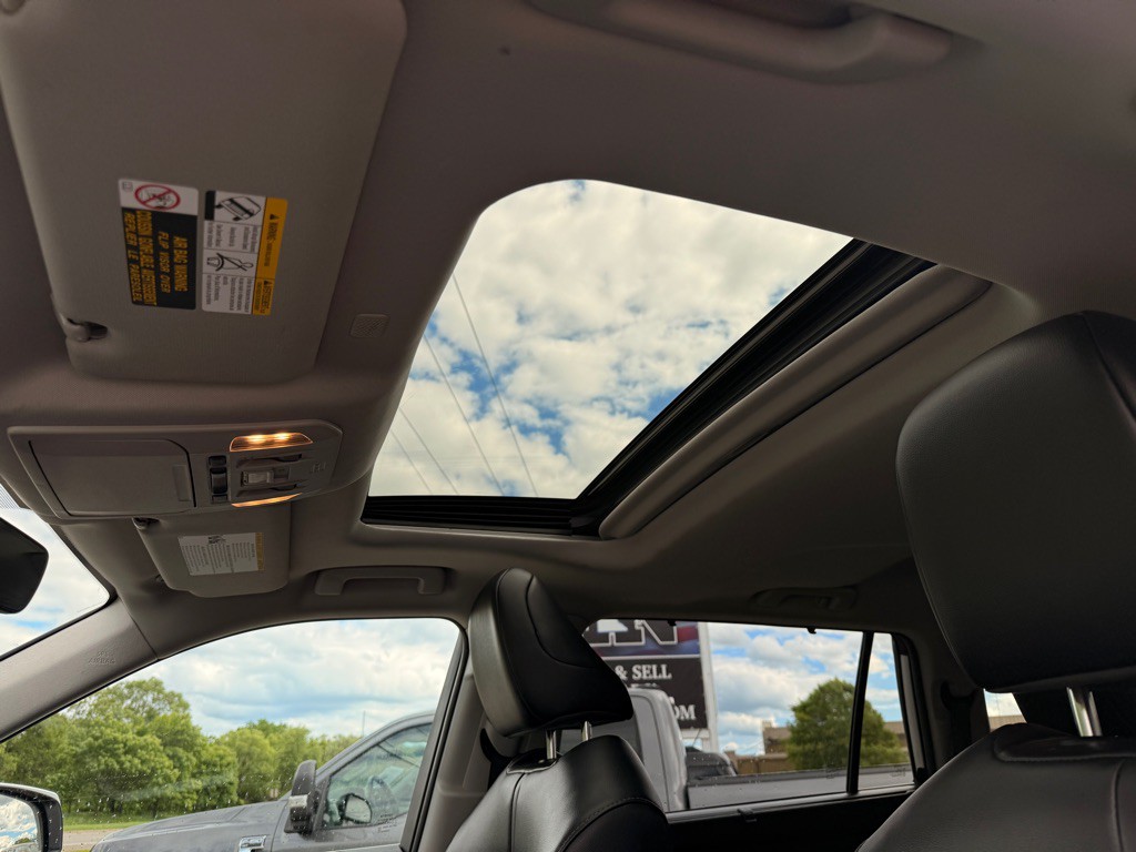 2022 Toyota Highlander Image 11