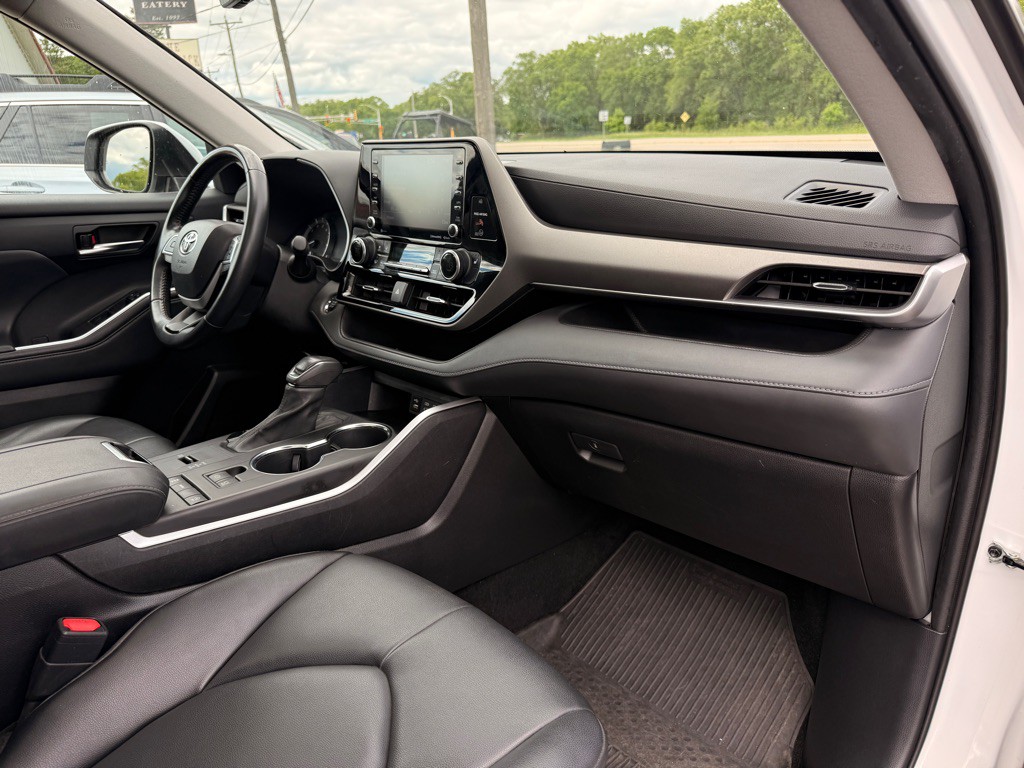 2022 Toyota Highlander Image 19