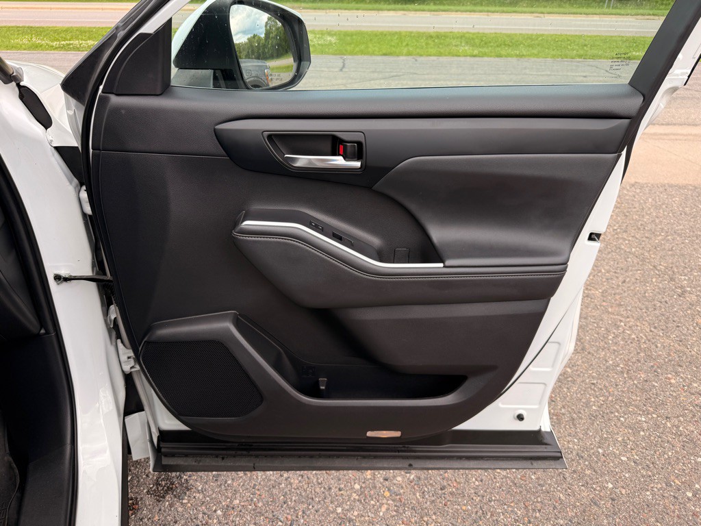2022 Toyota Highlander Image 21