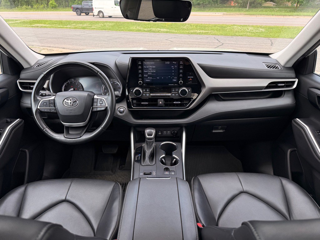 2022 Toyota Highlander Image 22