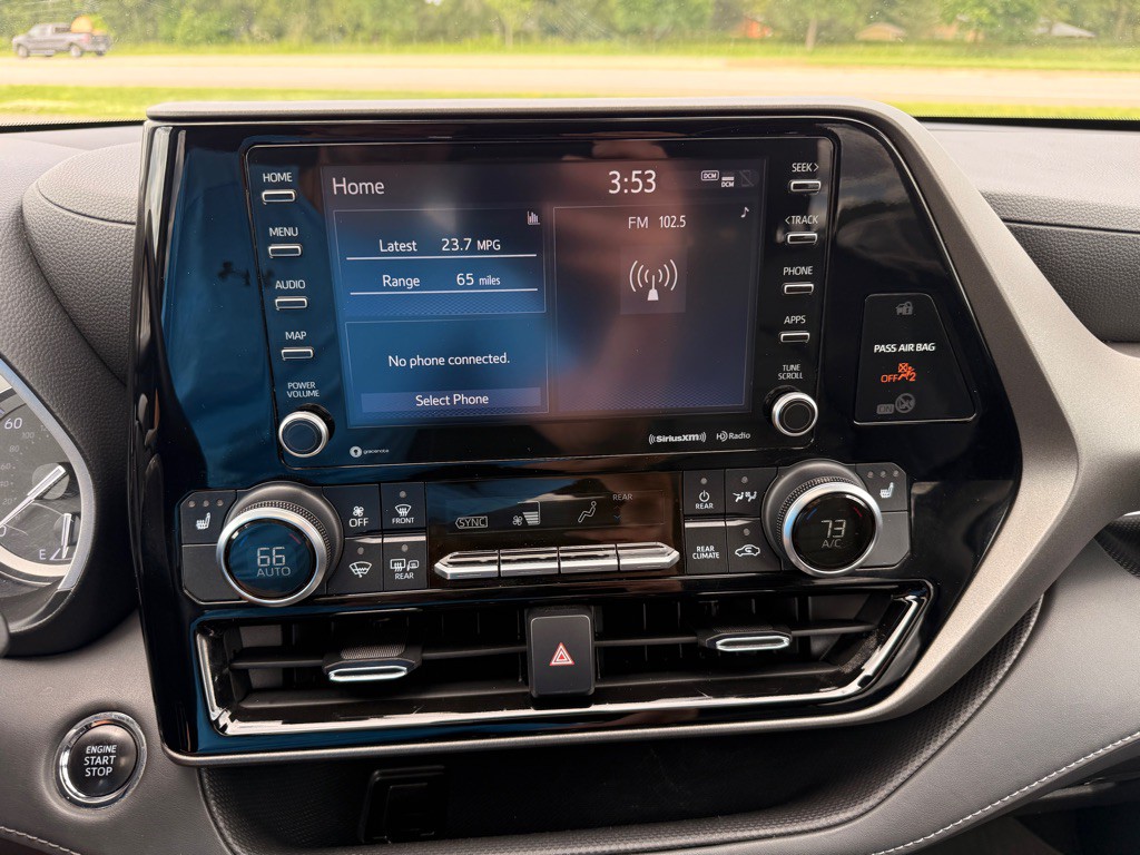 2022 Toyota Highlander Image 24