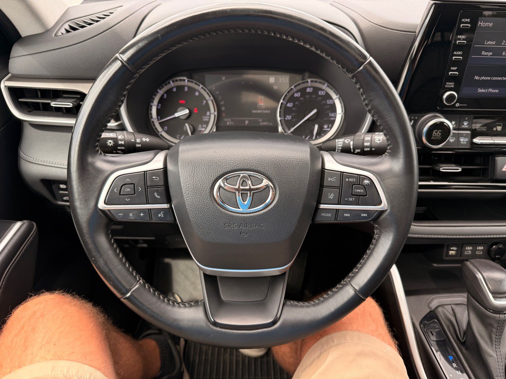 2022 Toyota Highlander Image 26