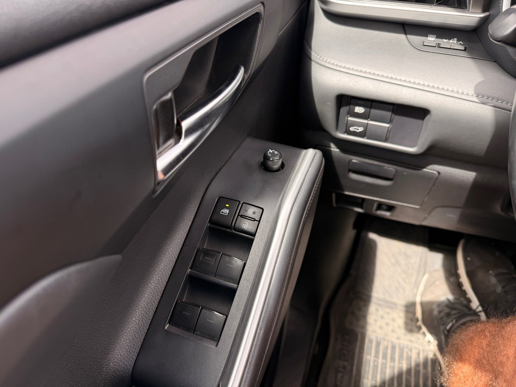 2022 Toyota Highlander Image 28
