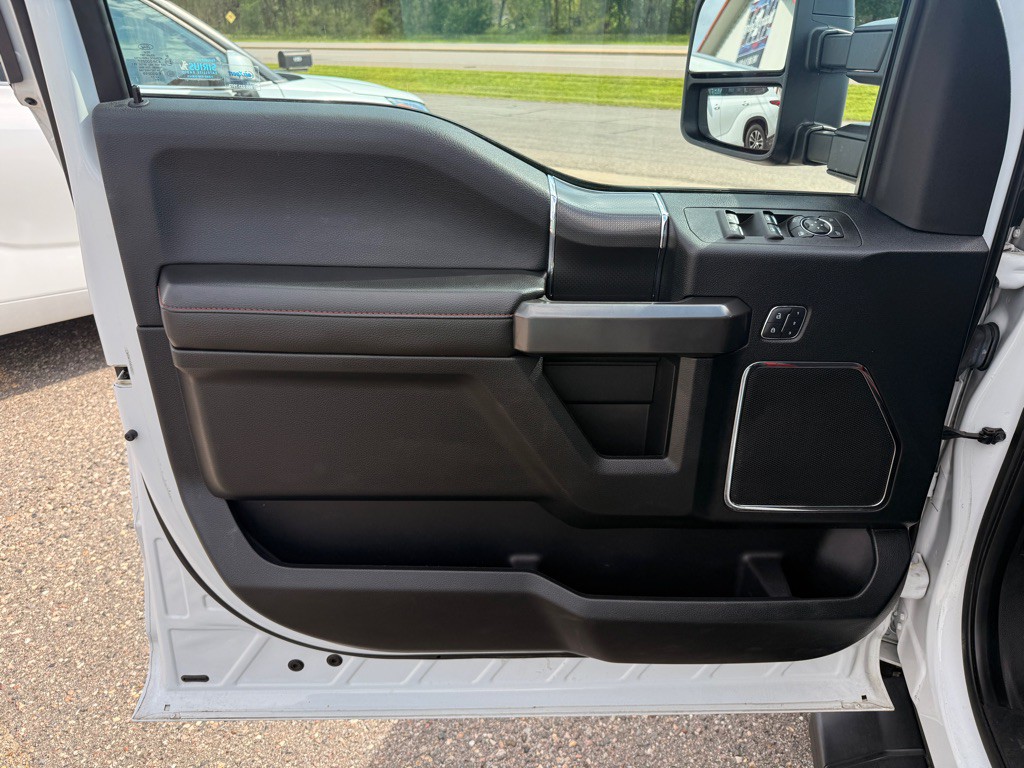 2017 Ford F-150 Image 12