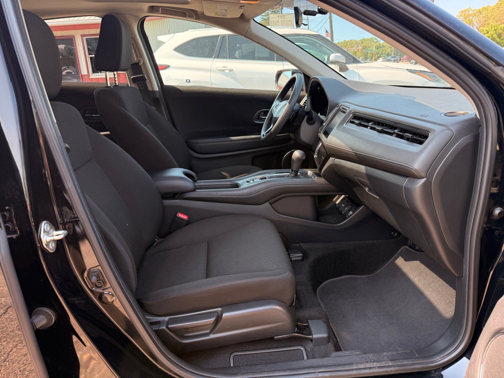2018 Honda HR-V Image 16