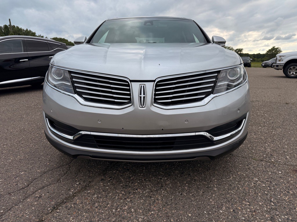 2016 Lincoln MKX Image 2