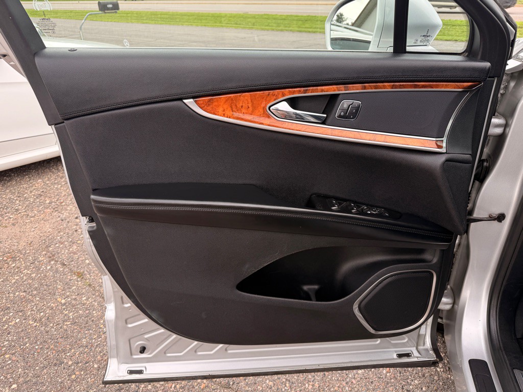 2016 Lincoln MKX Image 12