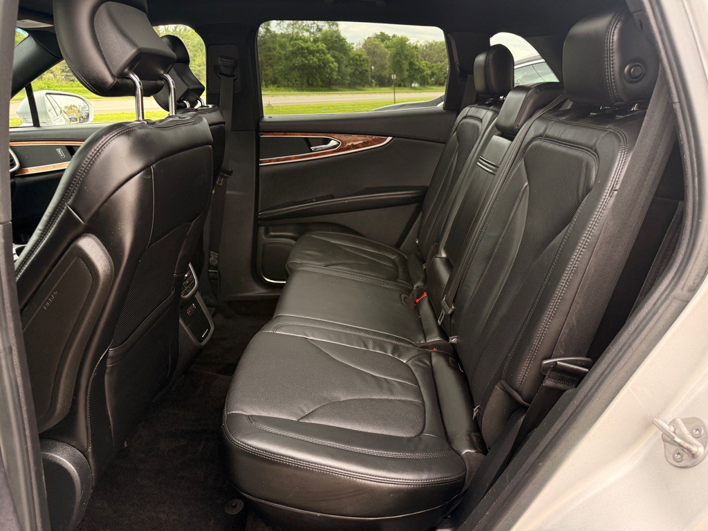 2016 Lincoln MKX Image 13