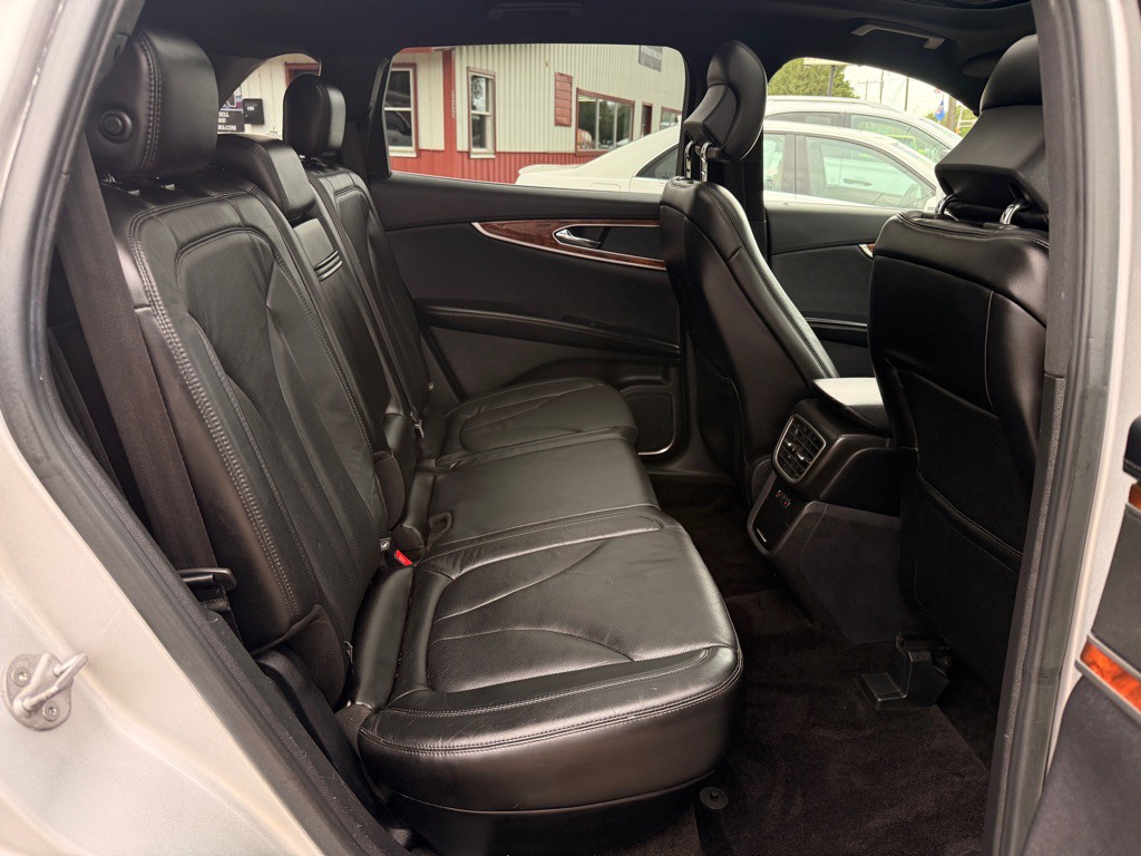 2016 Lincoln MKX Image 17