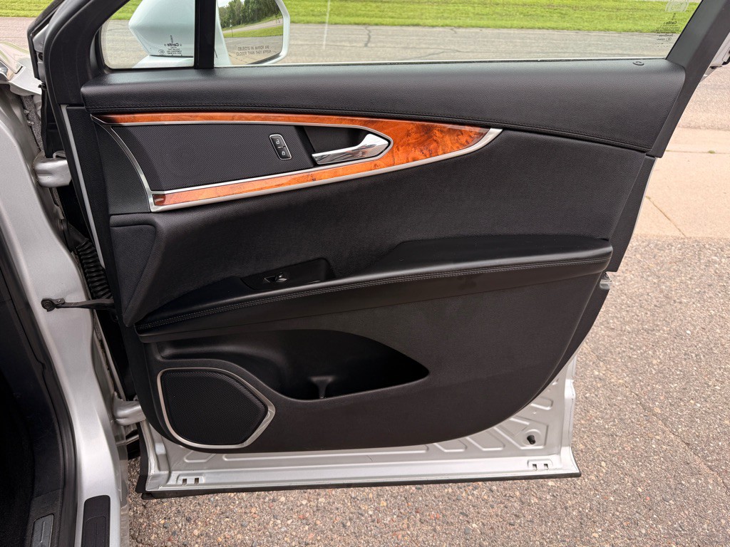 2016 Lincoln MKX Image 20