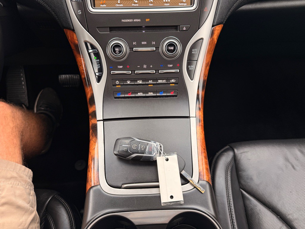 2016 Lincoln MKX Image 22