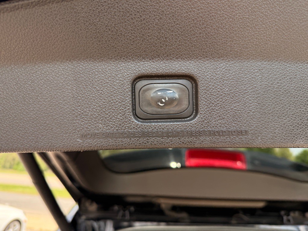 2014 Ford Explorer Image 16