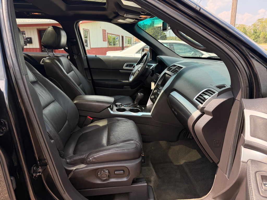 2014 Ford Explorer Image 18