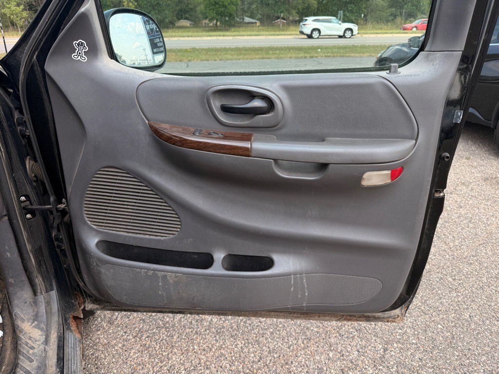 2002 Ford F-150 Image 16