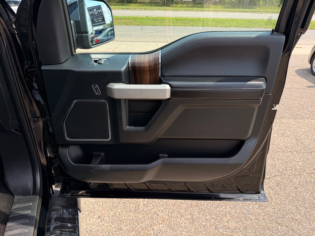2016 Ford F-150 Image 20