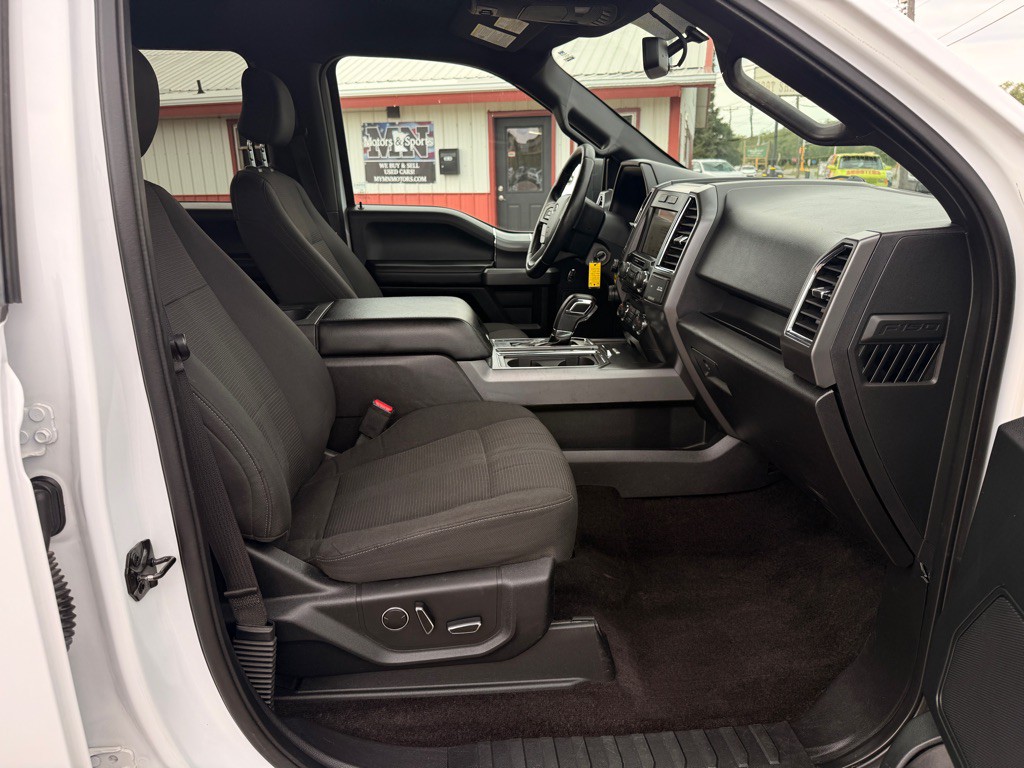 2016 Ford F-150 Image 17
