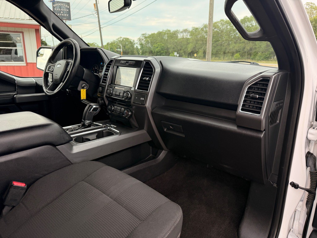 2016 Ford F-150 Image 18